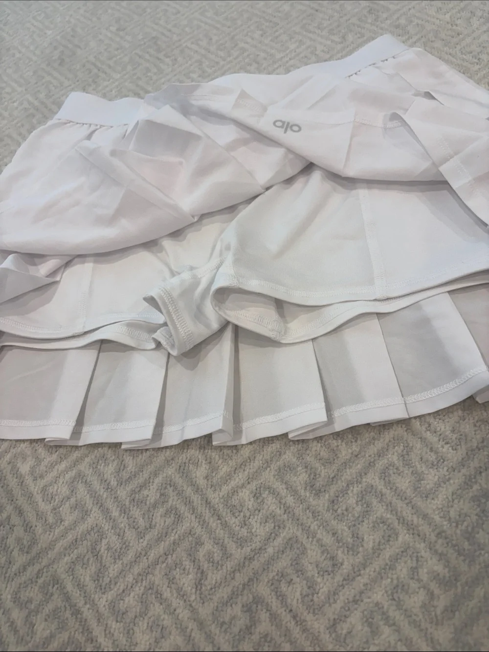 ALO Yoga White Pleated Skirt